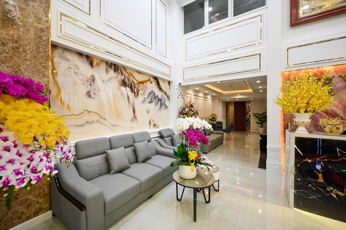 โรงแรมวิเวียน โฮจิมินห์ซิตี้ ภายนอก รูปภาพ