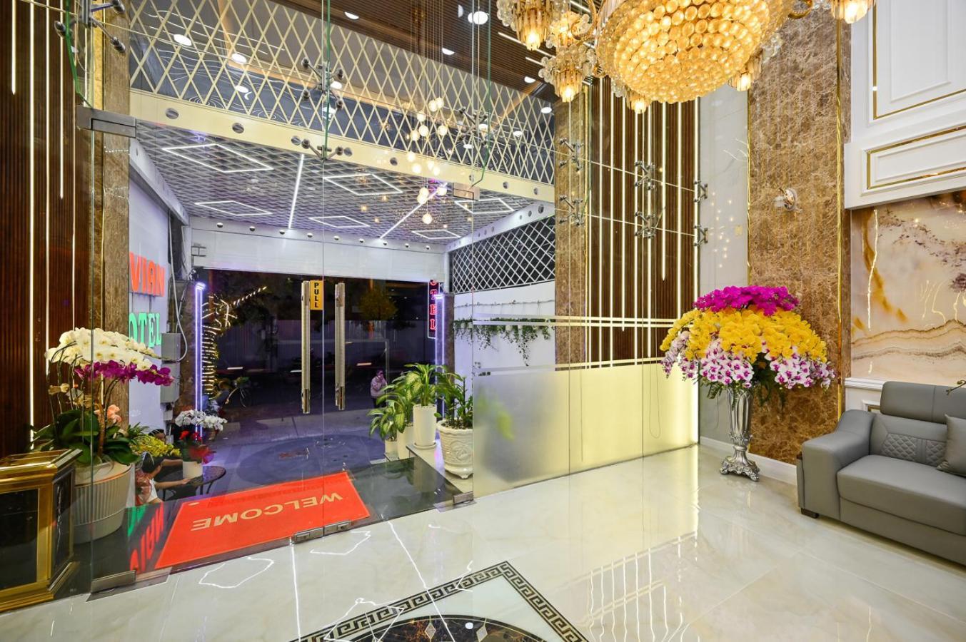 โรงแรมวิเวียน โฮจิมินห์ซิตี้ ภายนอก รูปภาพ