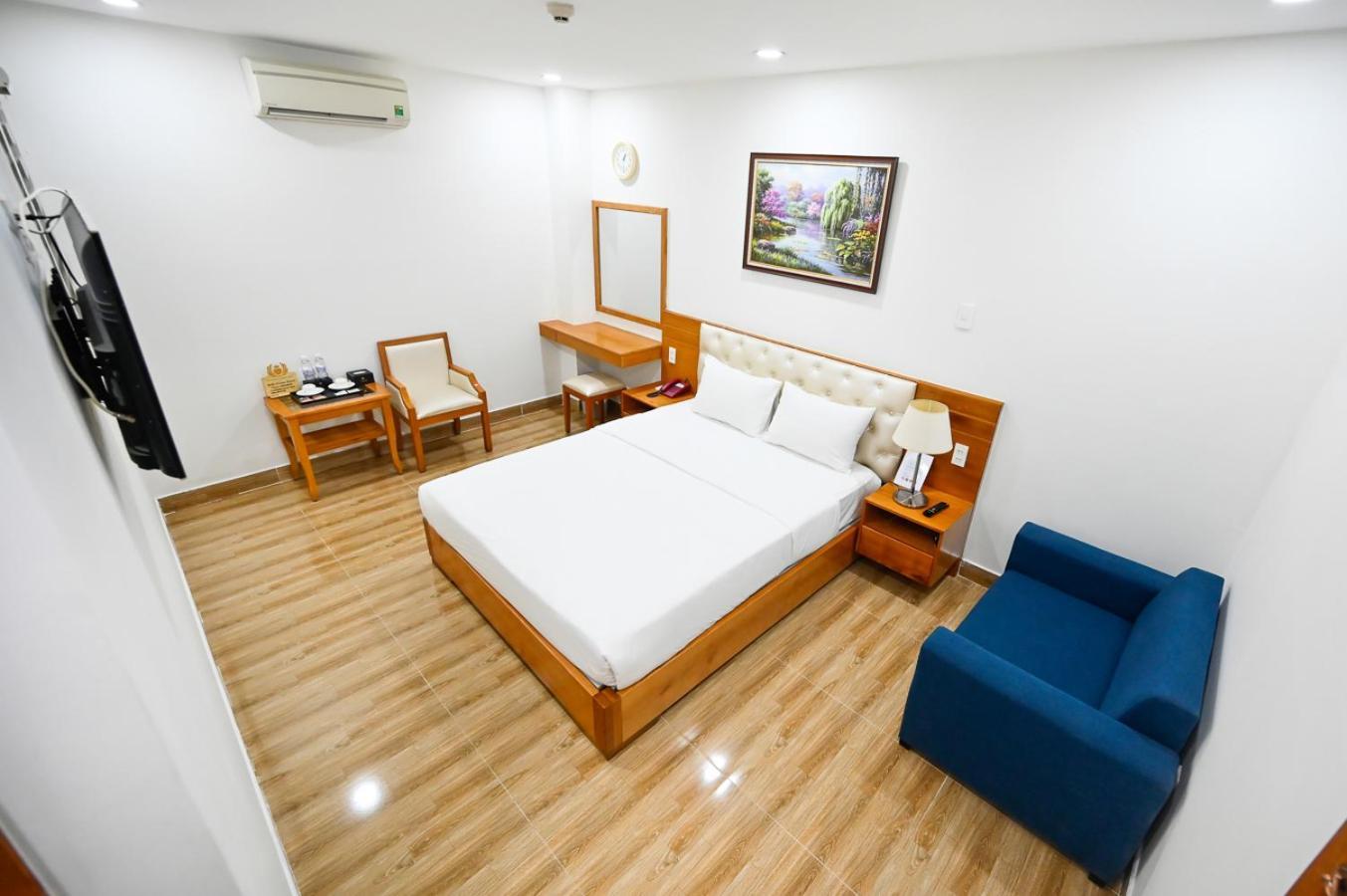 โรงแรมวิเวียน โฮจิมินห์ซิตี้ ภายนอก รูปภาพ